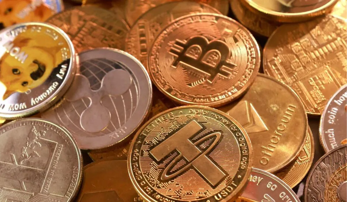 Trump china tariffs crypto crash 2025